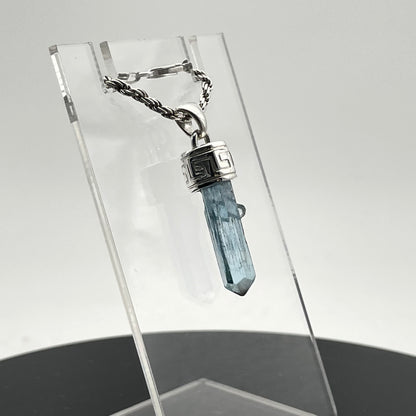 Pendant, Terminated Aquamarine Crystal from Vietnam, Silver w/ Hand Engraved Pattern