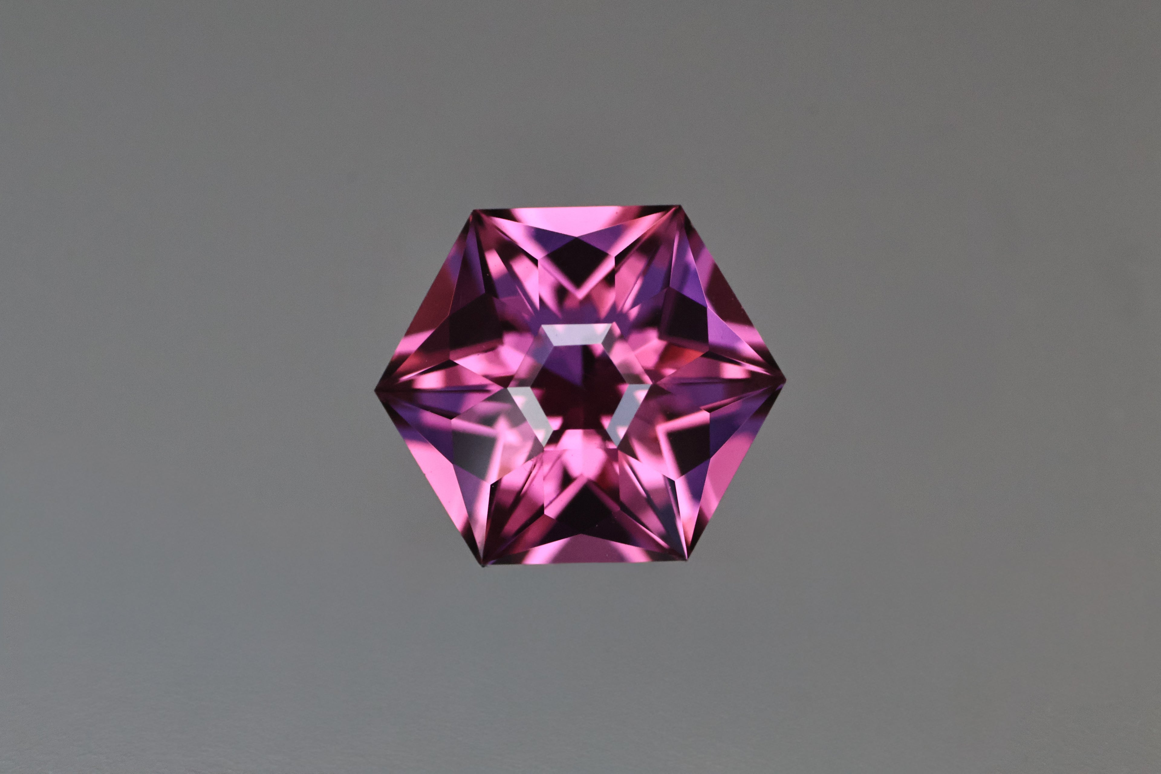 Rhodolite Garnet 1 ct. Hexagon