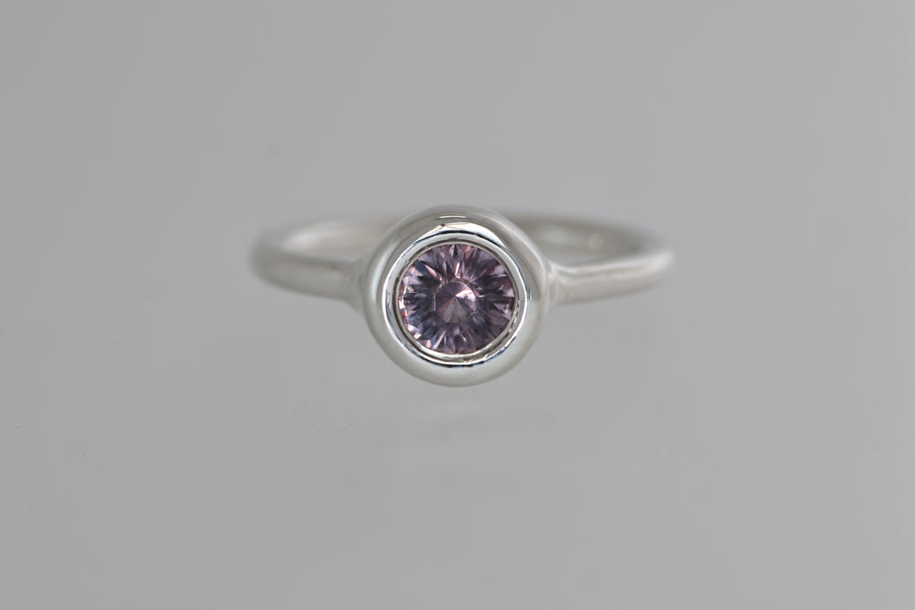 Thick Bezel Tunduru Color-Shift Garnet Silver Ring