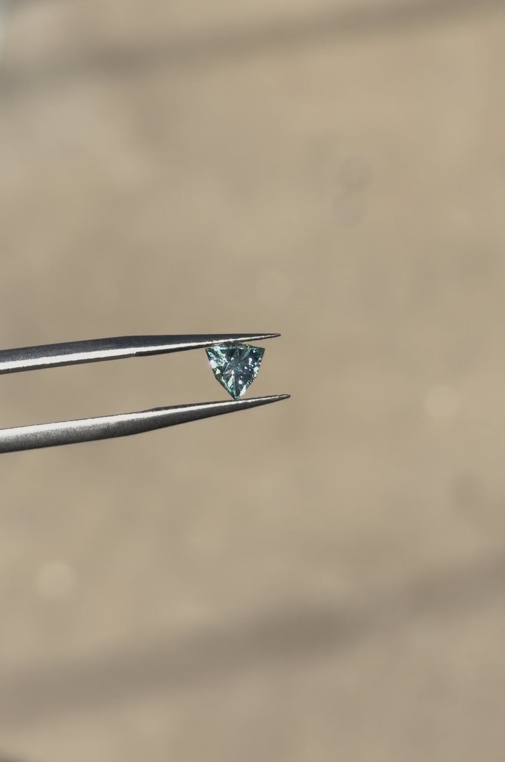.53 ct. Spring Green/Blue Montana Sapphire Trillion