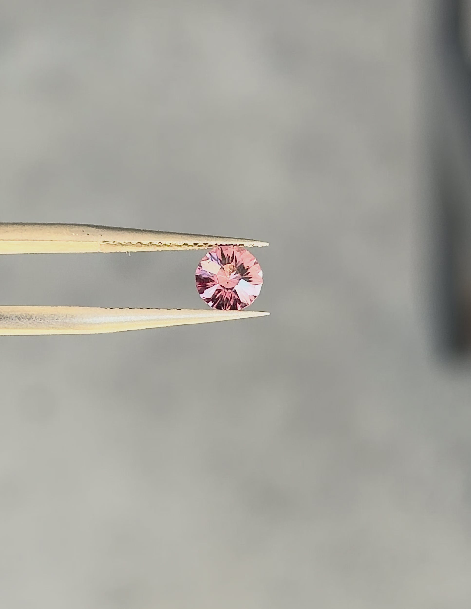 Color-Shift Tunduru Garnet  .83 ct.  Round